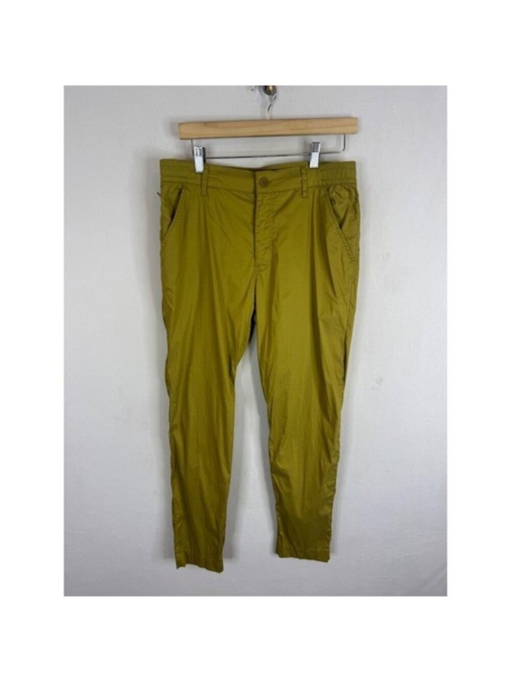 DU/ER Hot Weather Athletic Taper Pants Mustard Yellow Mens Size Medium